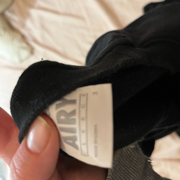 Aritzia TNA crew - Picture 2 of 2